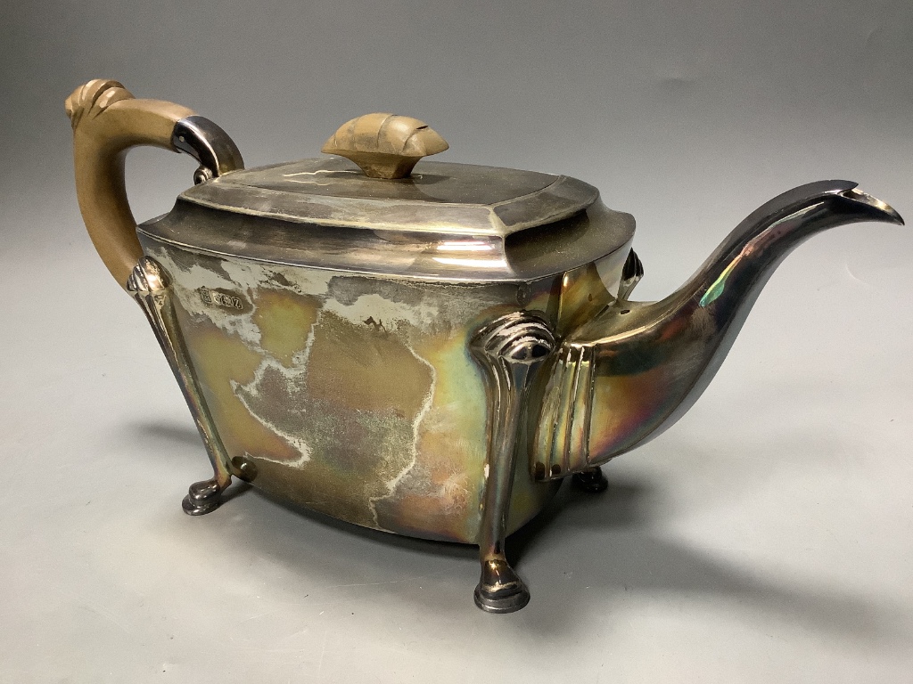 A George VI silver teapot, with engraved presentation inscription, Cooper Brothers & Sons, Sheffield, 1942